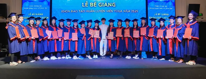 Lễ bế giảng khoá đào tạo huấn luyện viên Yoga